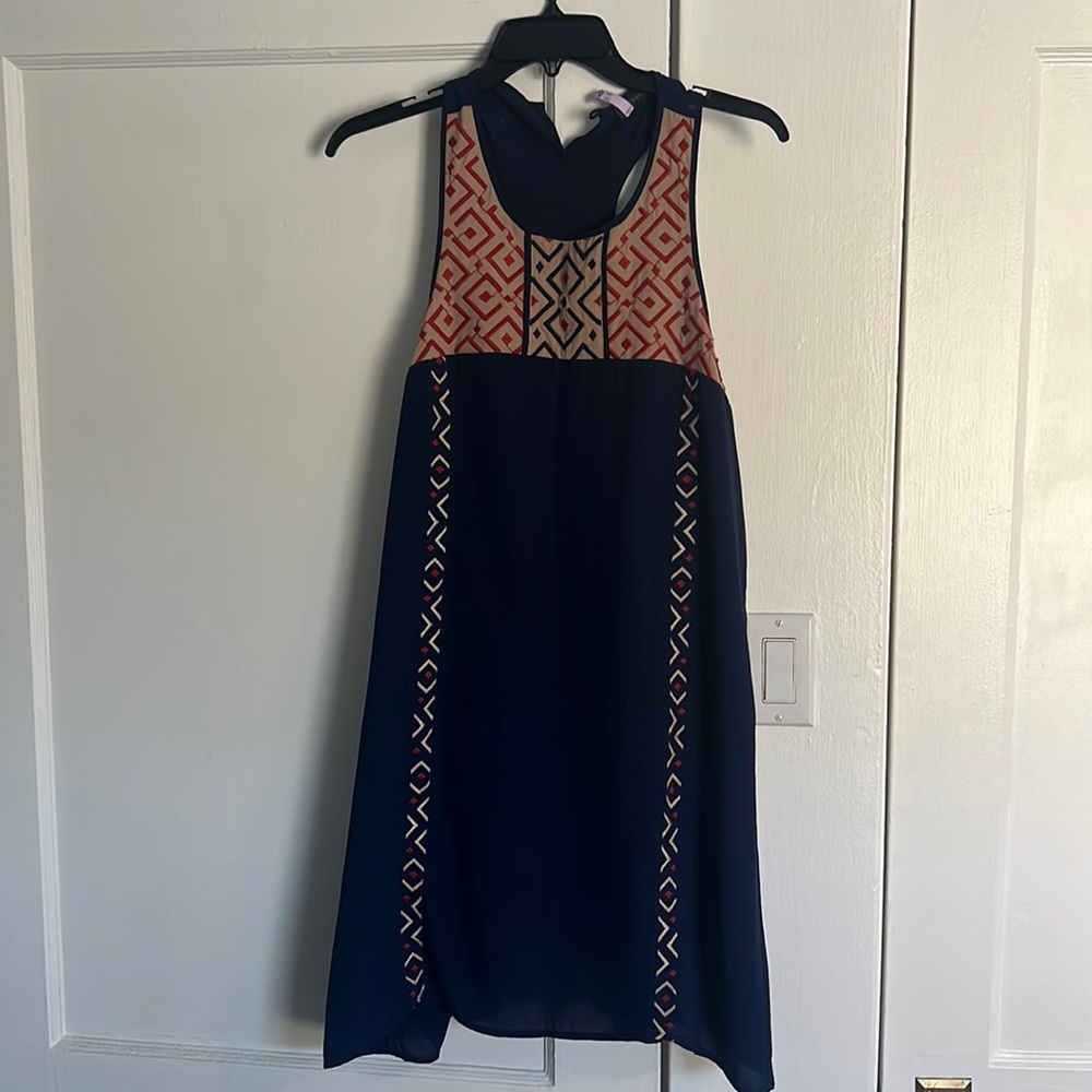 Super cute mini dress with embroidered detail